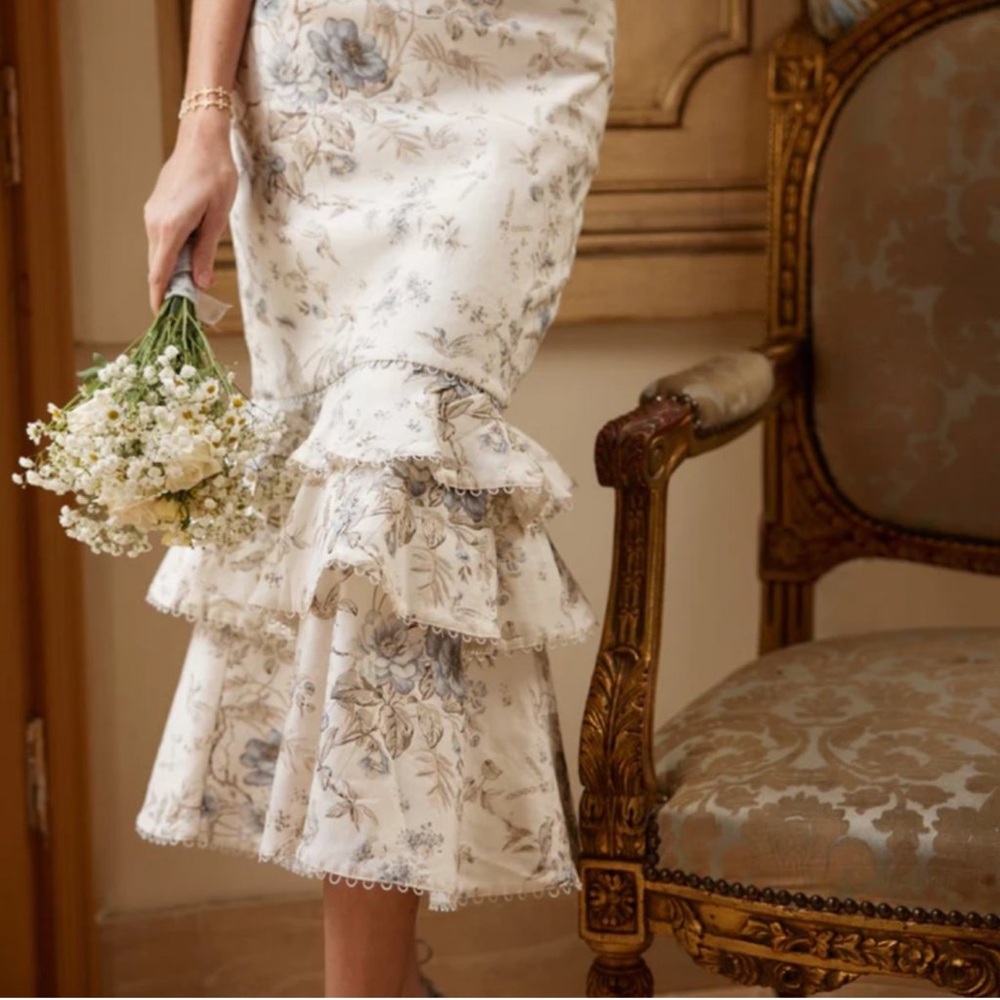 V. Chapman Floral Cream Midi Dress - Picture 2 of 12